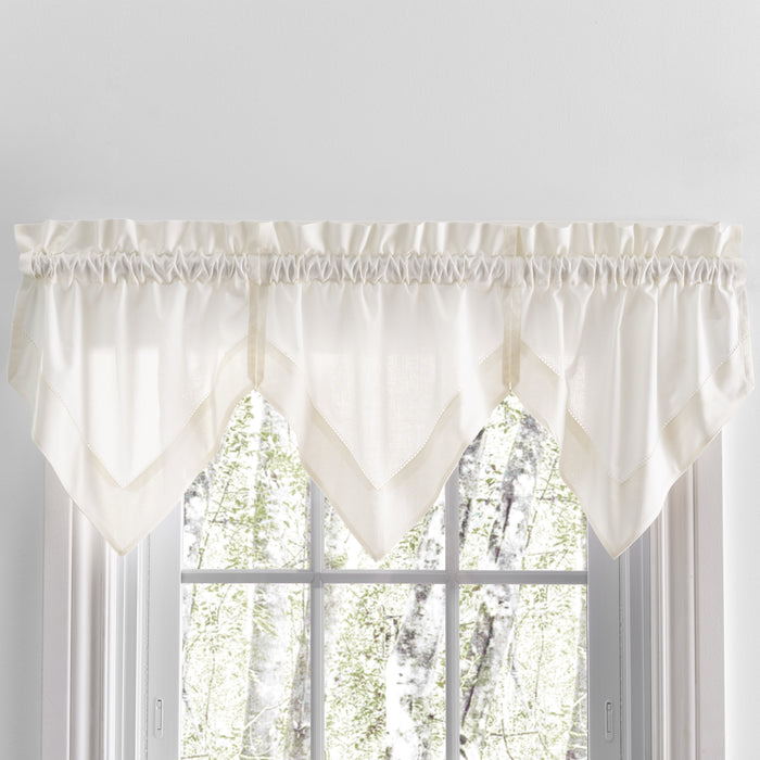 Simplicity 3pc Handkerchief Valance Set