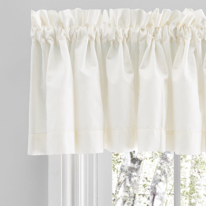Simplicity Tailored Valance